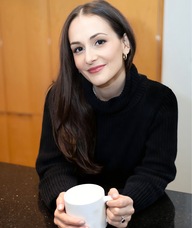 Book an Appointment with Loreana La Civita for Psychotherapy