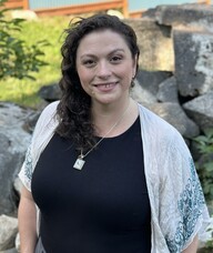 Book an Appointment with Sydne Smith for Virtual Counselling and Art Therapy