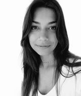 Book an Appointment with Alisha Manji at iScope North Vancouver