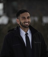 Book an Appointment with Karn Athwal at iScope Surrey