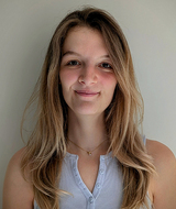Book an Appointment with Yana Apanovskaya at iScope North Vancouver